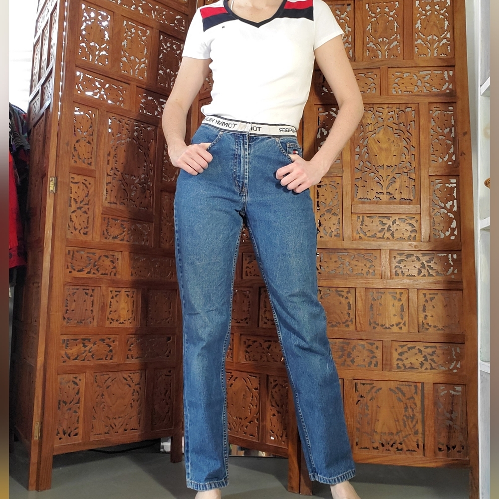 Early 90s Tommy Hilfiger Jeans🌟Includes Size Small Tommy Hilfiger Tee🌟